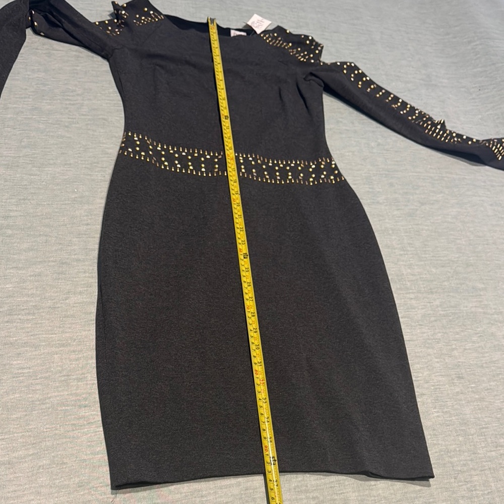 ๐ Cache Elegant Studded Dress - Picture 10 of 13
